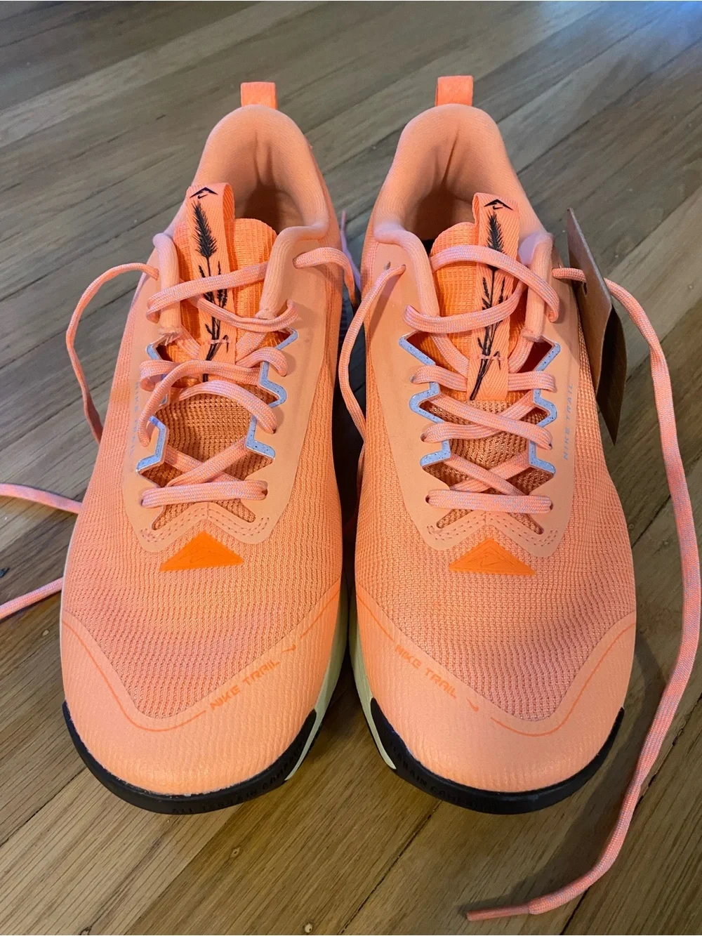 NEW Nike Juniper Trail 3 Orange Pulse Ghost